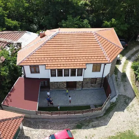 Lodge House Of Poposka Kuka *